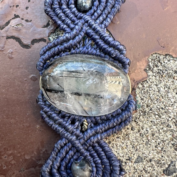 Unique Woven Cotton Bracelet With Agate Stone - Picture 3 of 6